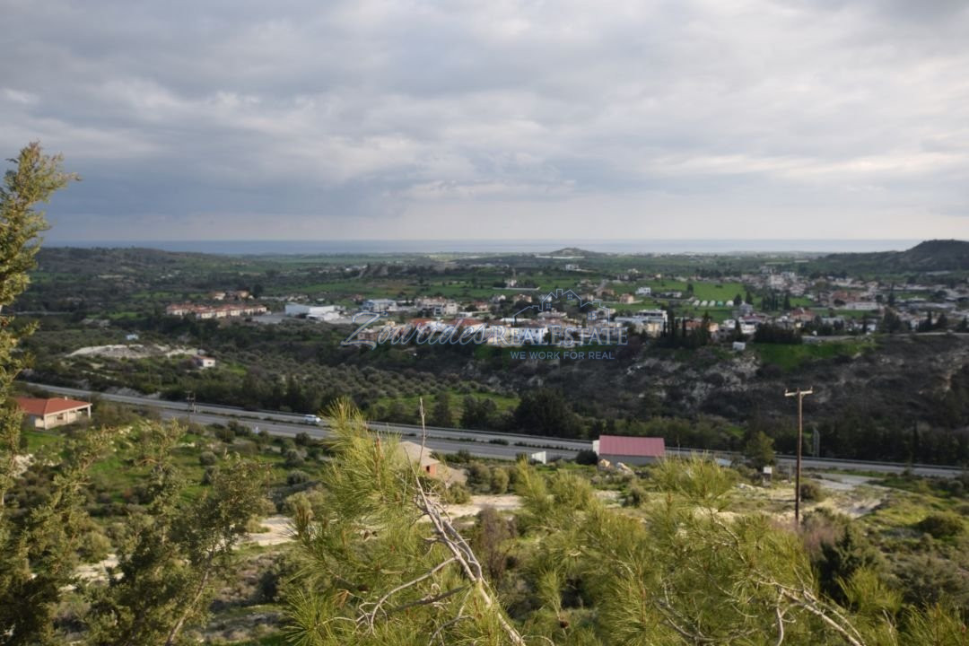 8 Bedroom Villa In Agglisedes