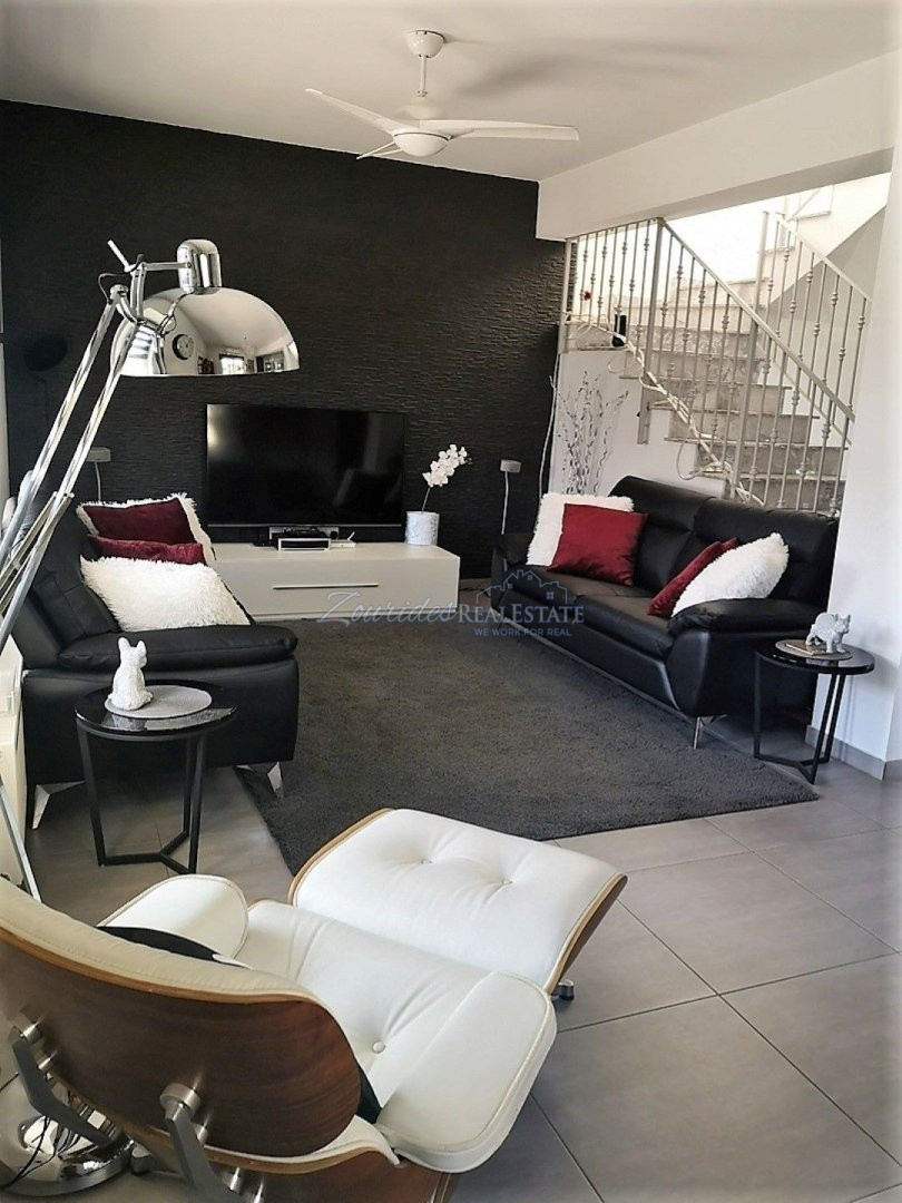 Four Bedroom Villa In Liopetri