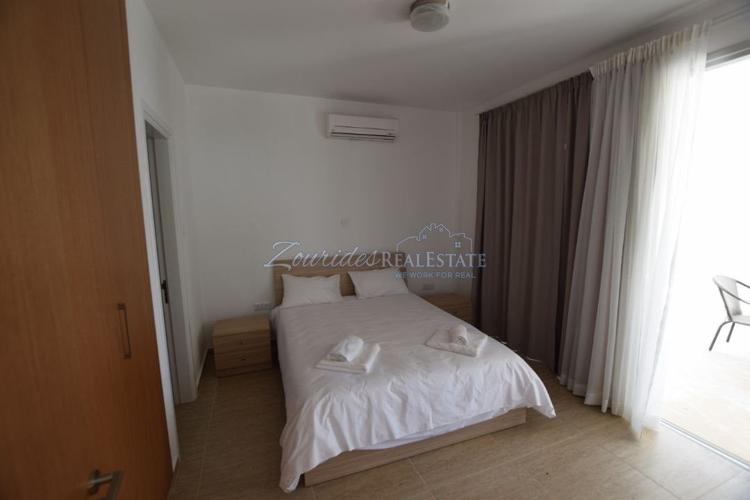 Three bedroom Villa in front of the beach