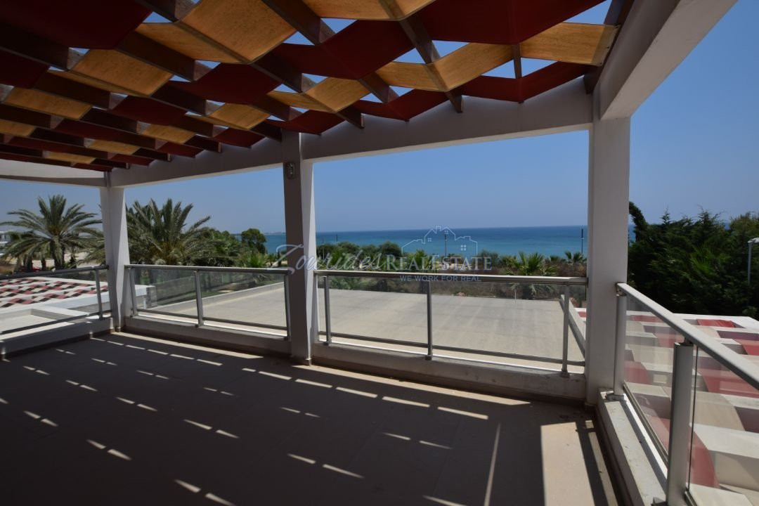 Luxury Villa in Pervolia area, Larnaca