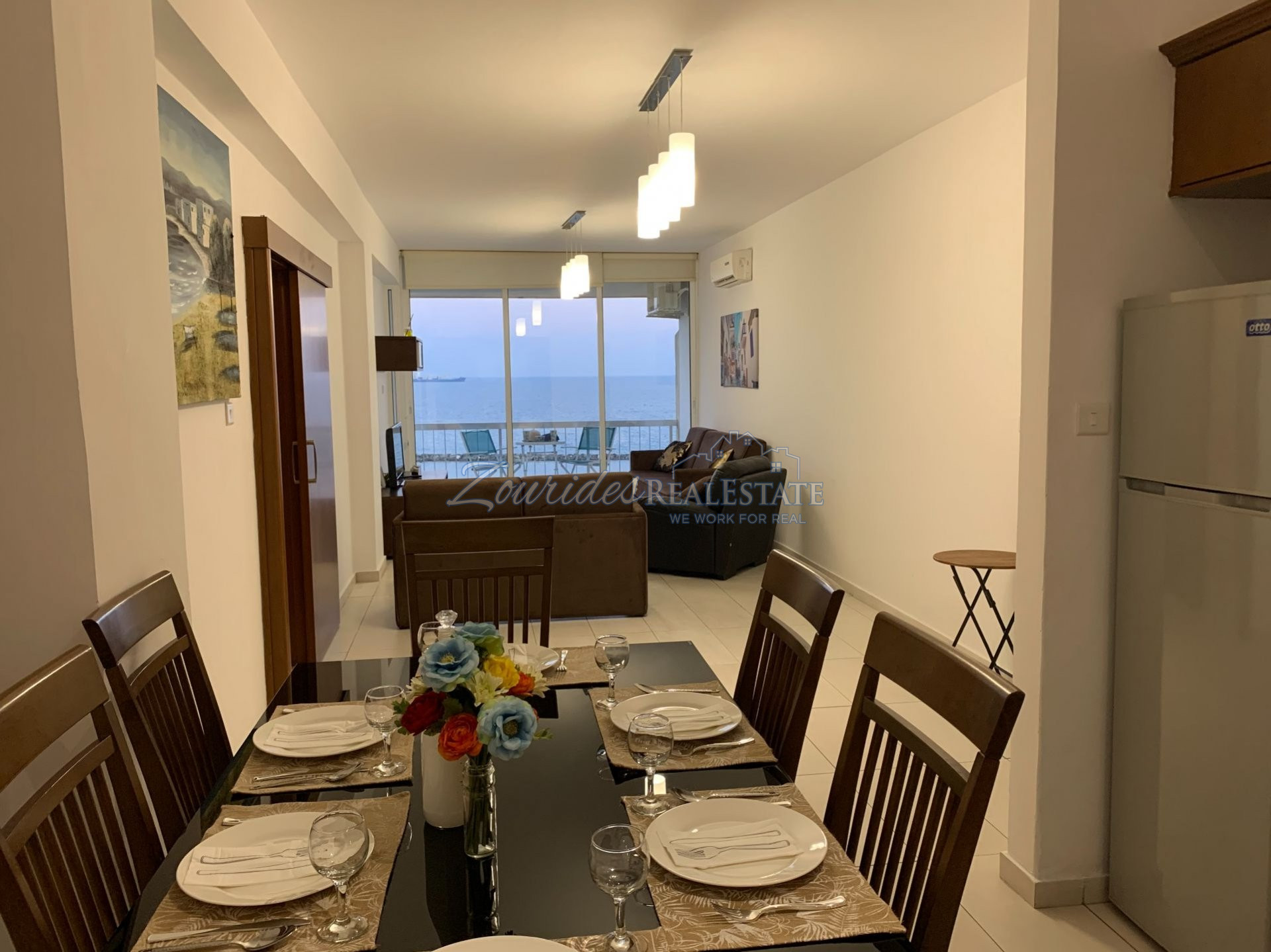 Luxury Two Bedroom Flat In Limassol