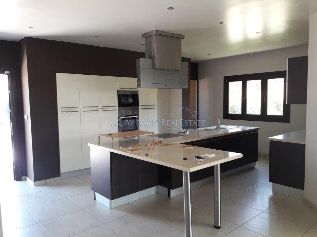 Detached House, Maroni, Larnaca