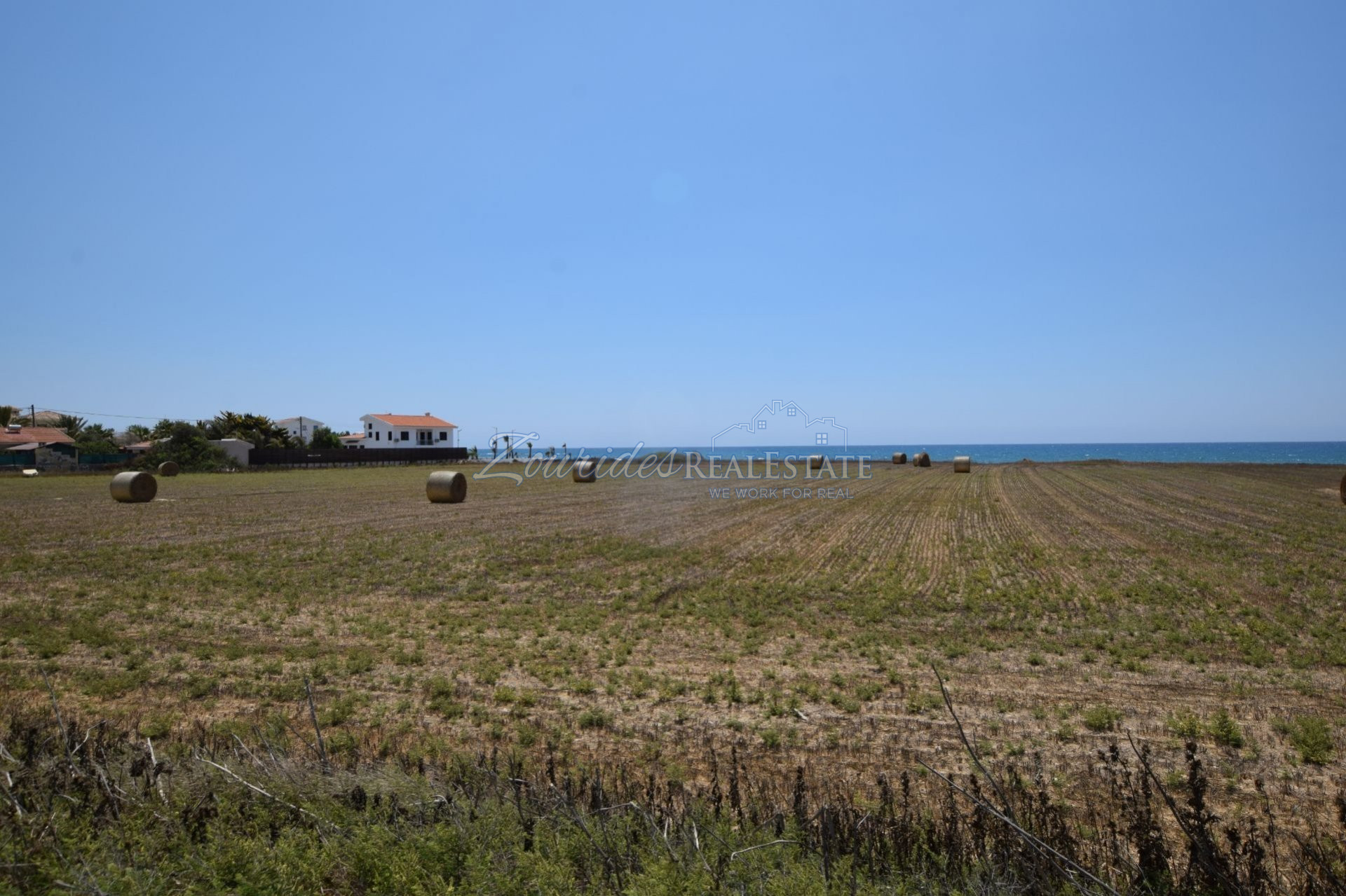 Sea Front, Plot in Pervolia, Larnaca