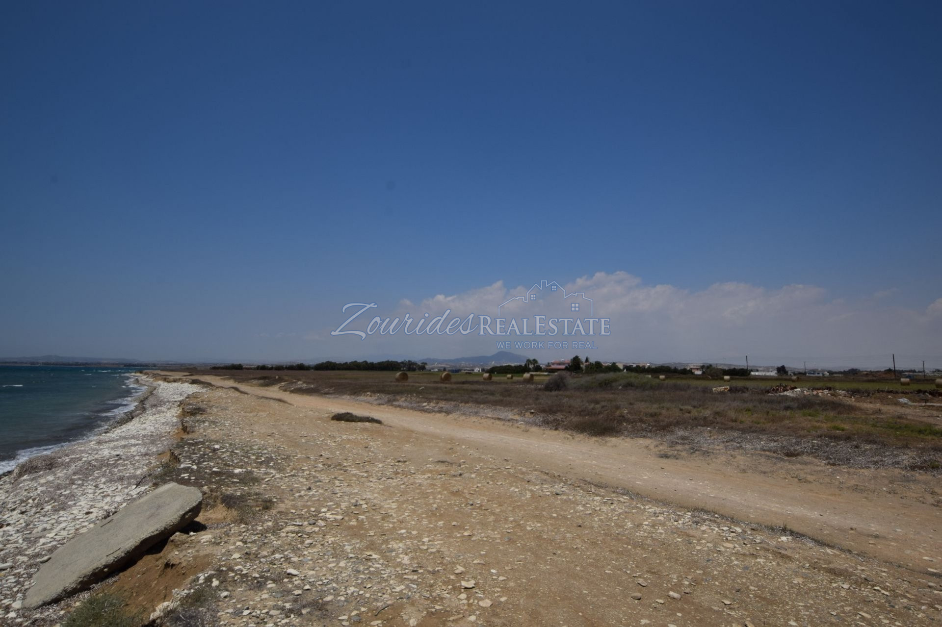 Sea Front, Plot in Pervolia, Larnaca
