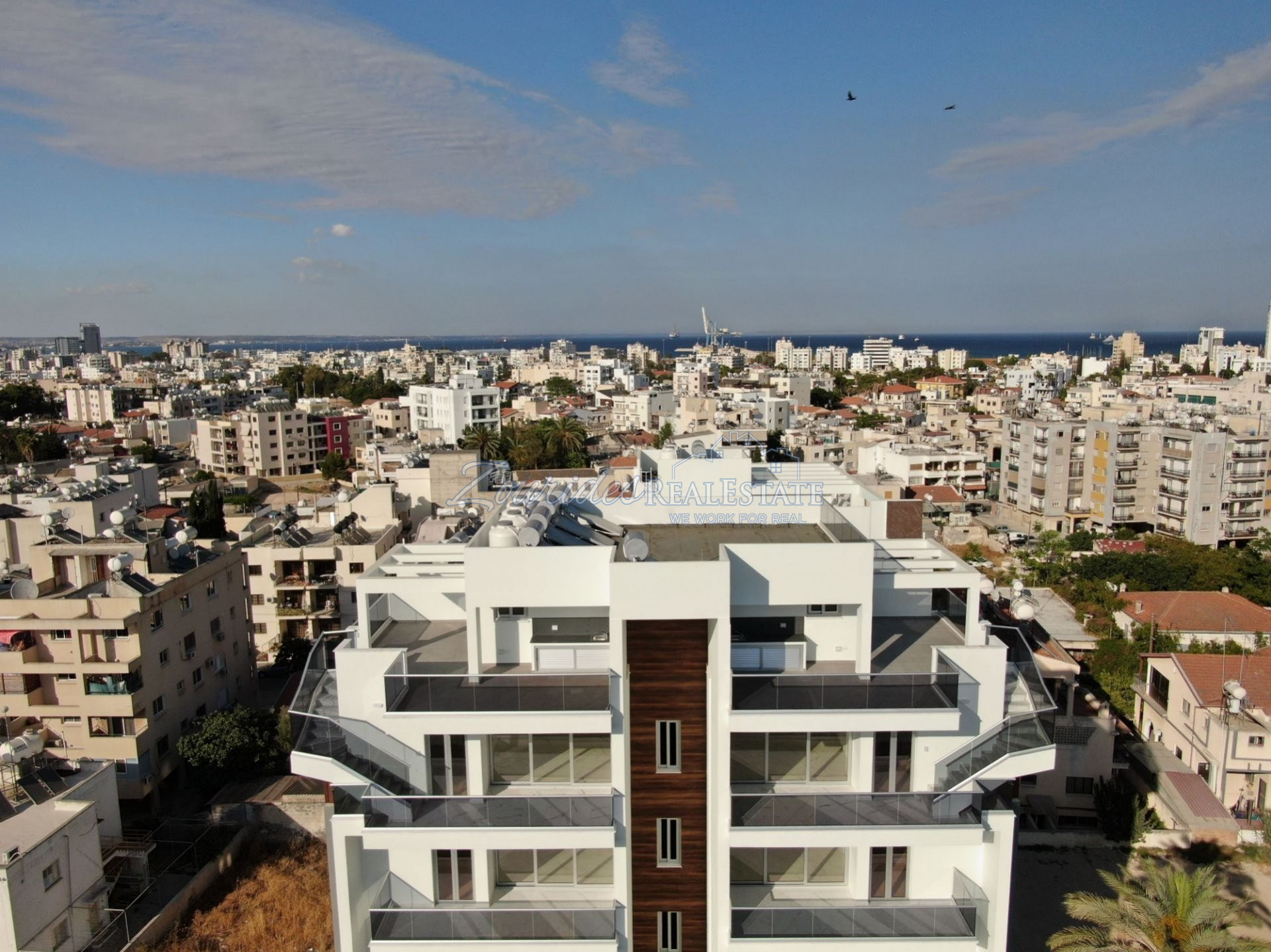 Luxury Three Bedroom Flat in Larnaca