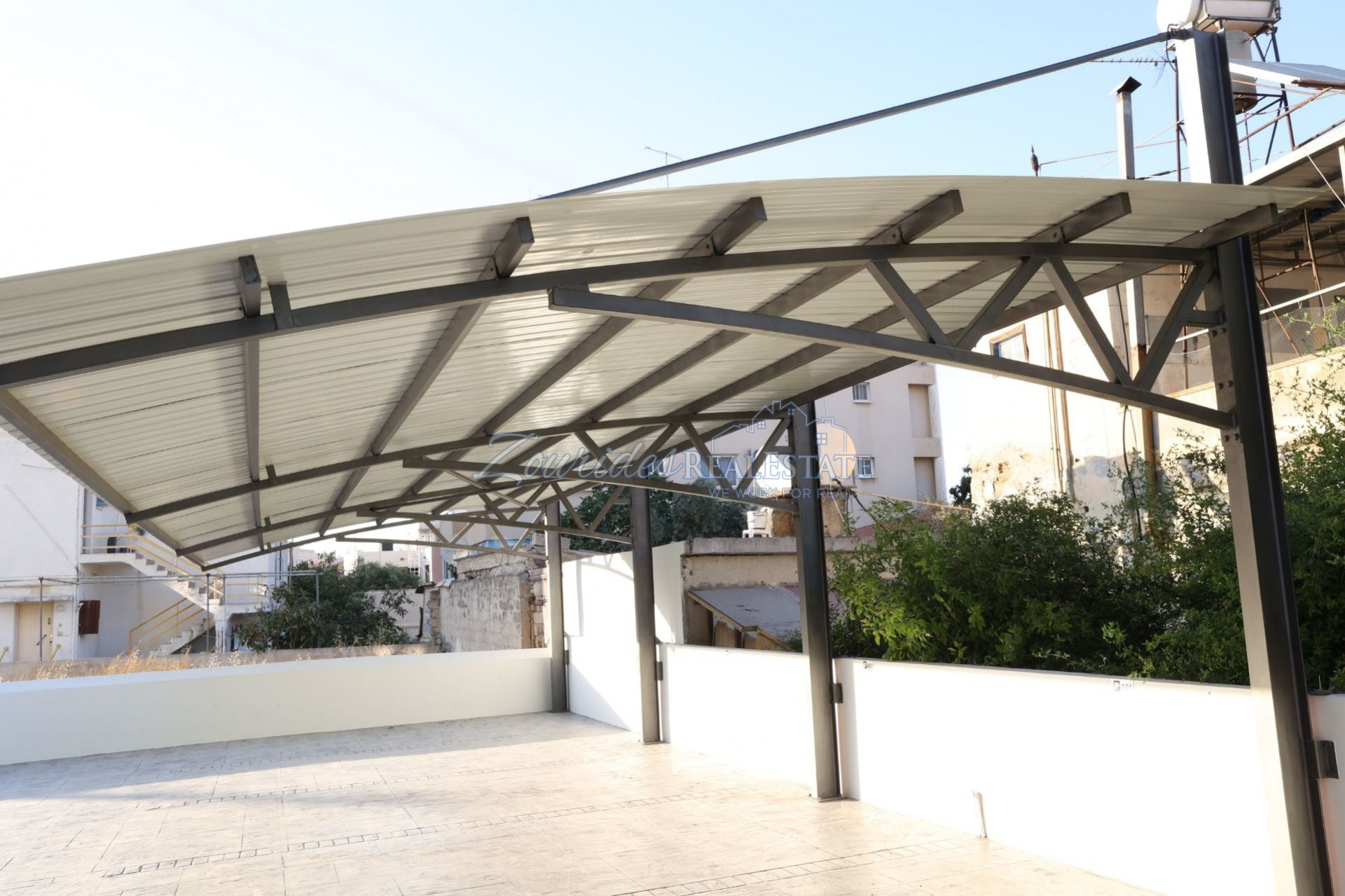 Luxury Three Bedroom Flat in Larnaca