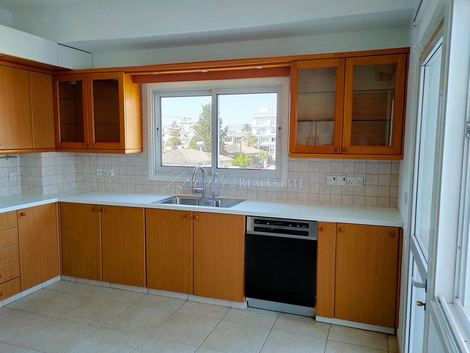 Three bedroom Flat in Nicosia