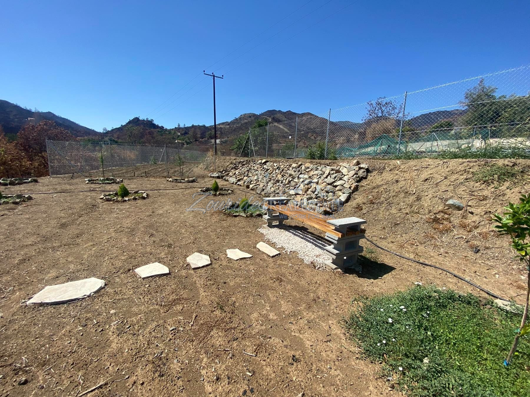 Cottage House At Melini