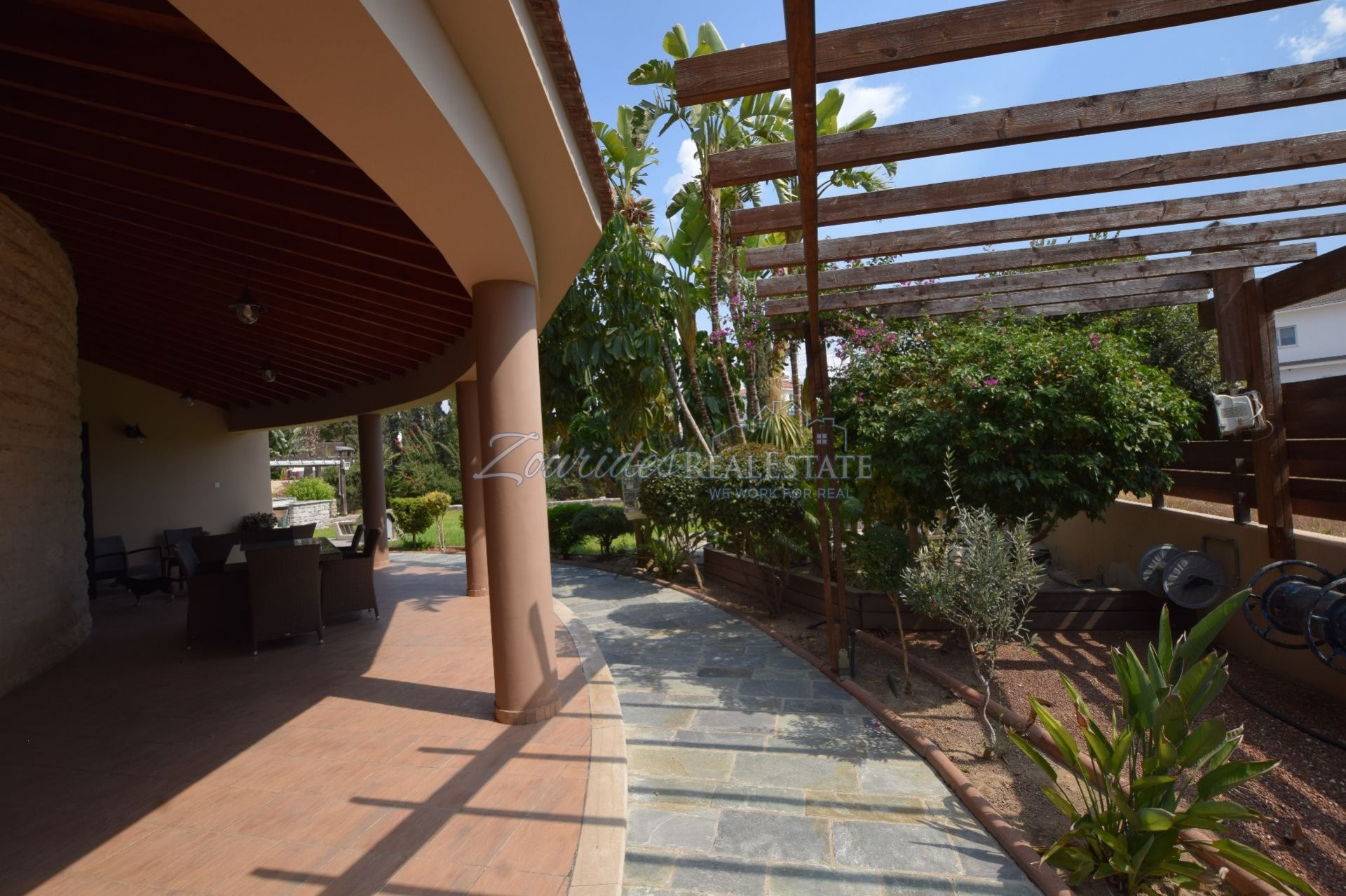 Four Bedroom Villa In Aradippou, Larnaca