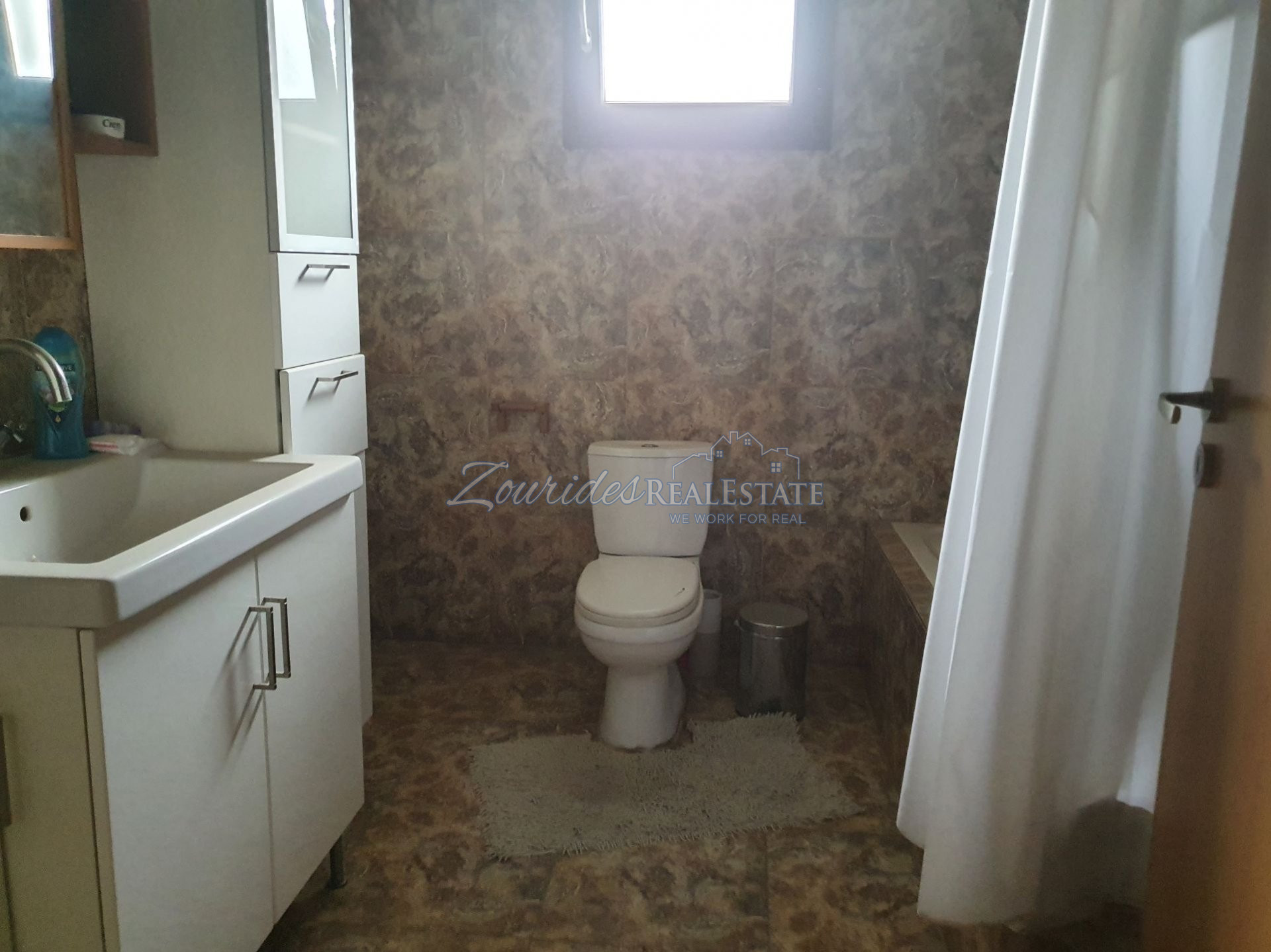Bungalow for sale