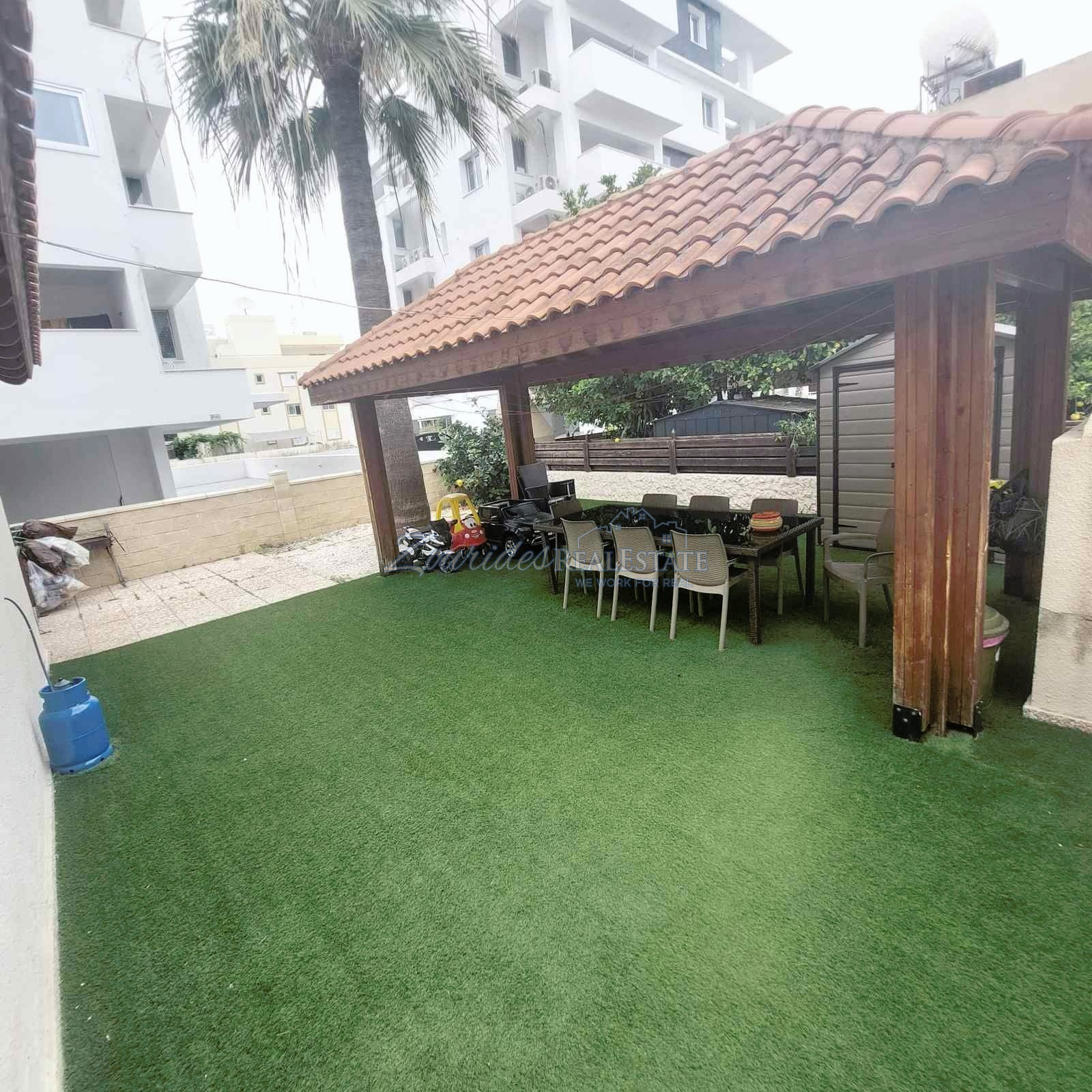 Four Bedrooms House For Sale in Larnaka