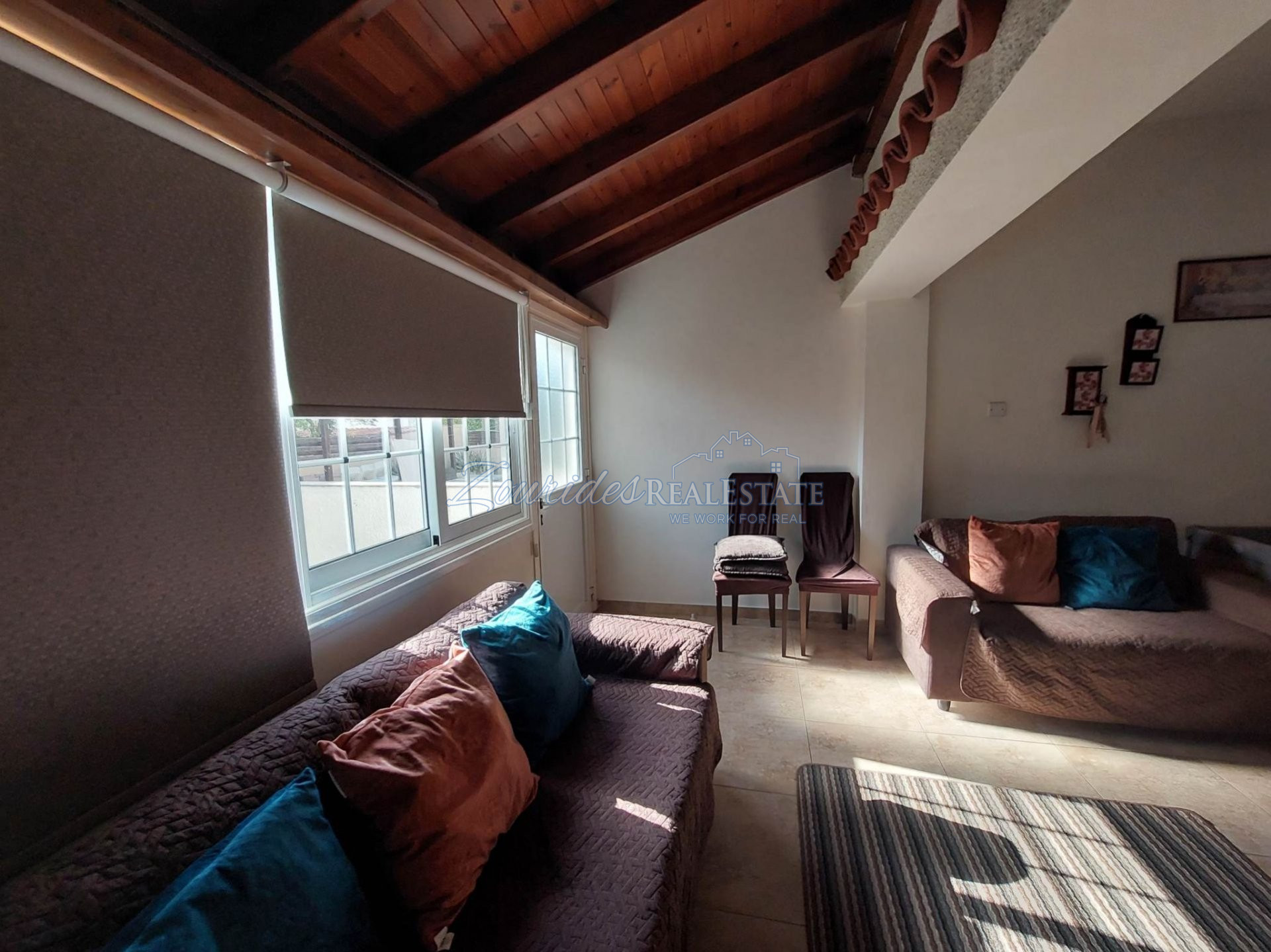 Four Bedrooms House For Sale in Larnaka