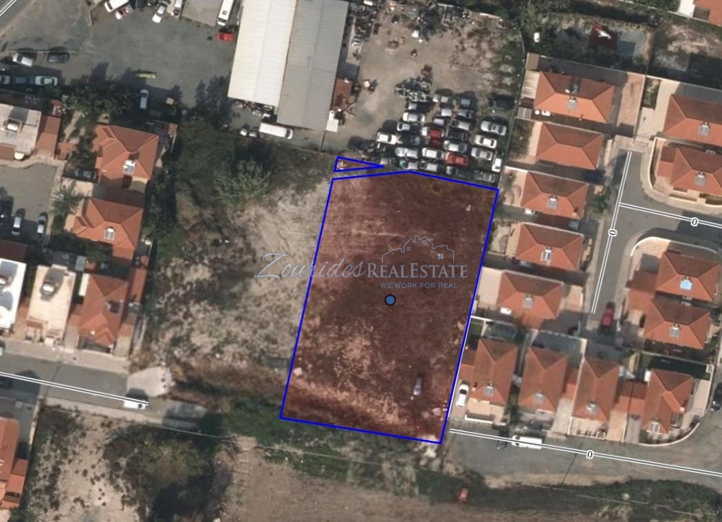 Residential field in Livadia