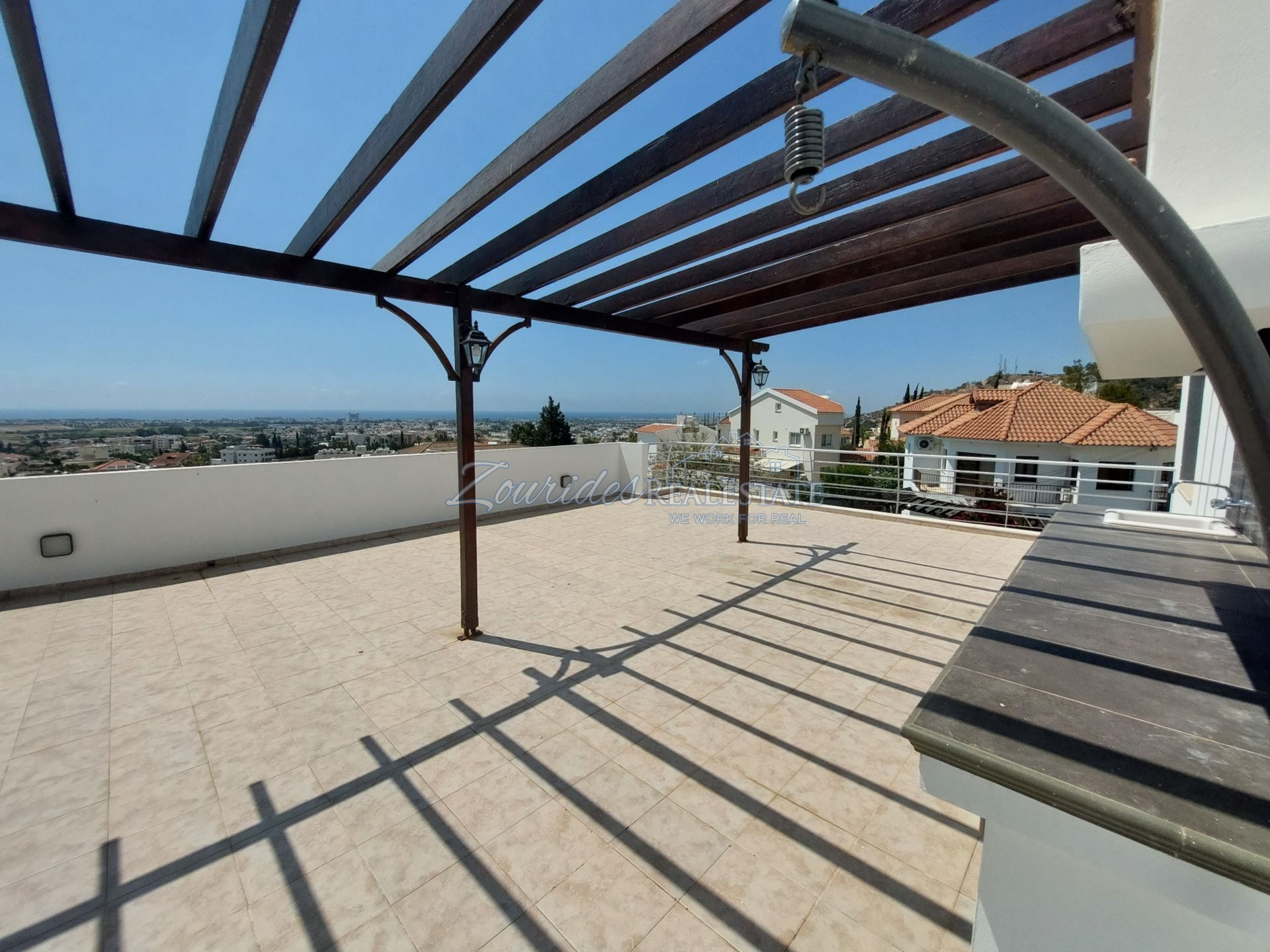 Penthouse in Oroklini