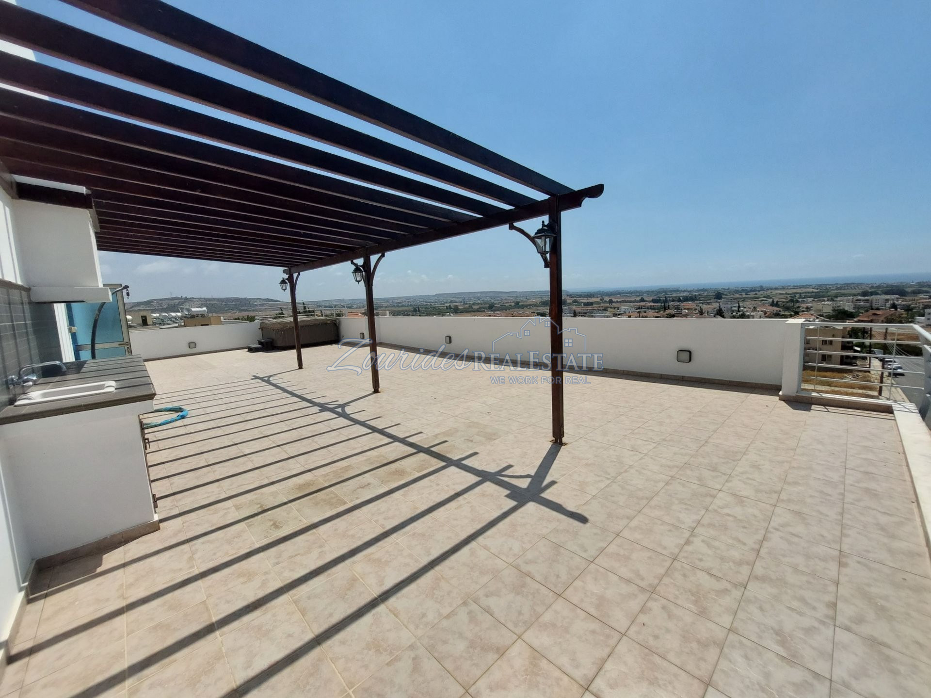 Penthouse in Oroklini