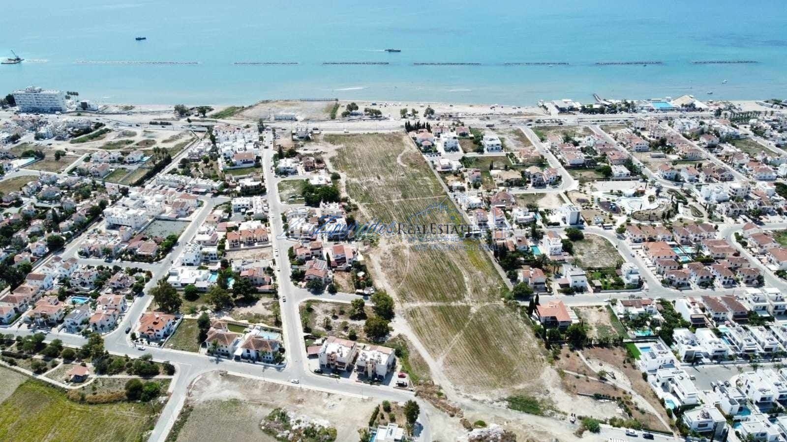 Top Floor Apartment for Sale in Dekelia