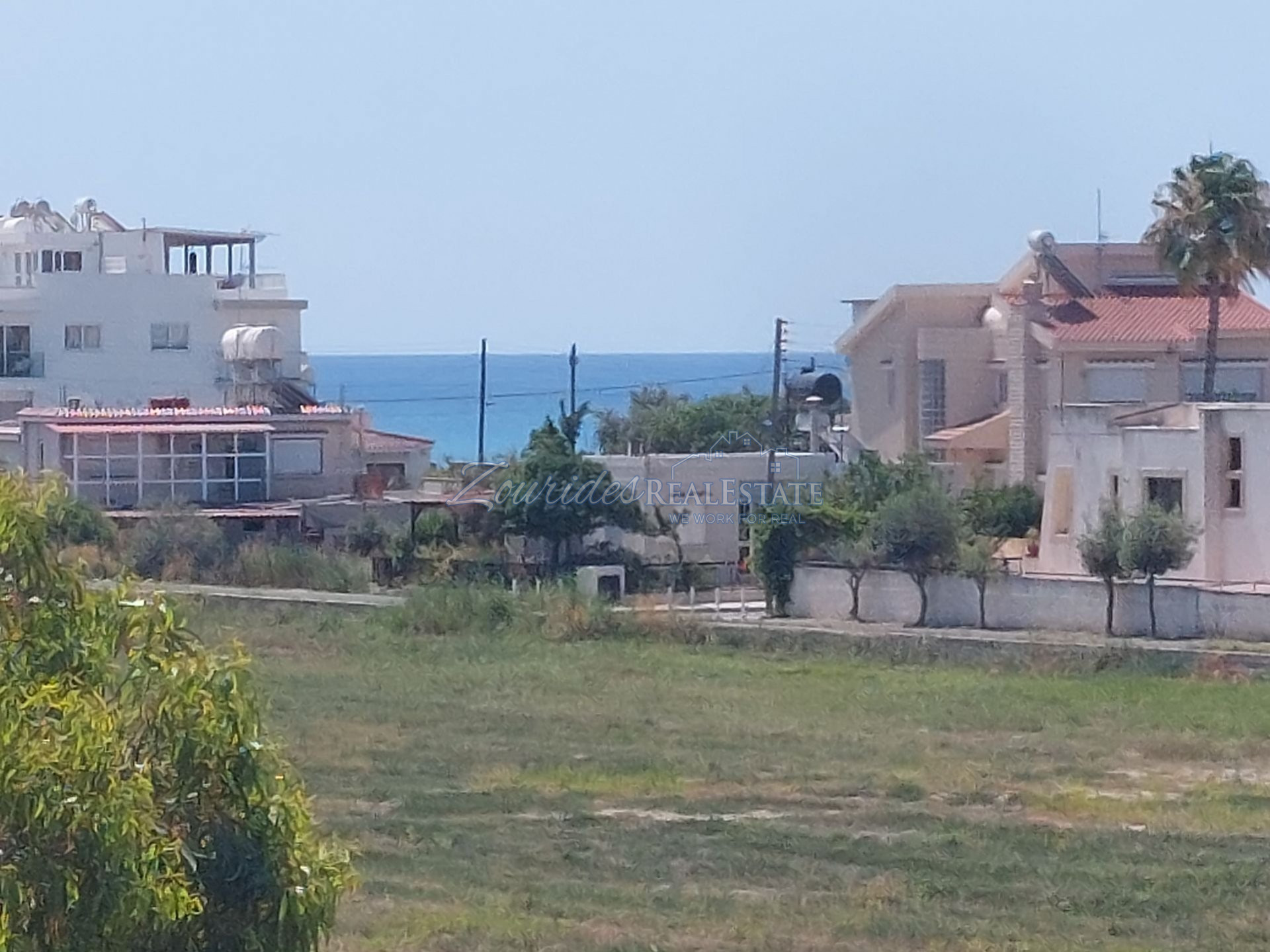 Top Floor Apartment for Sale in Dekelia