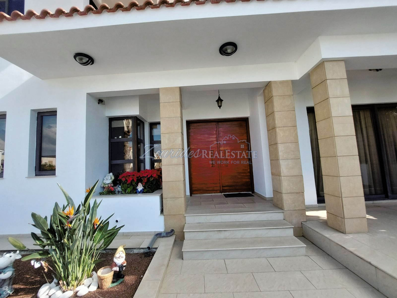 Five Bedroom House in Larnaca
