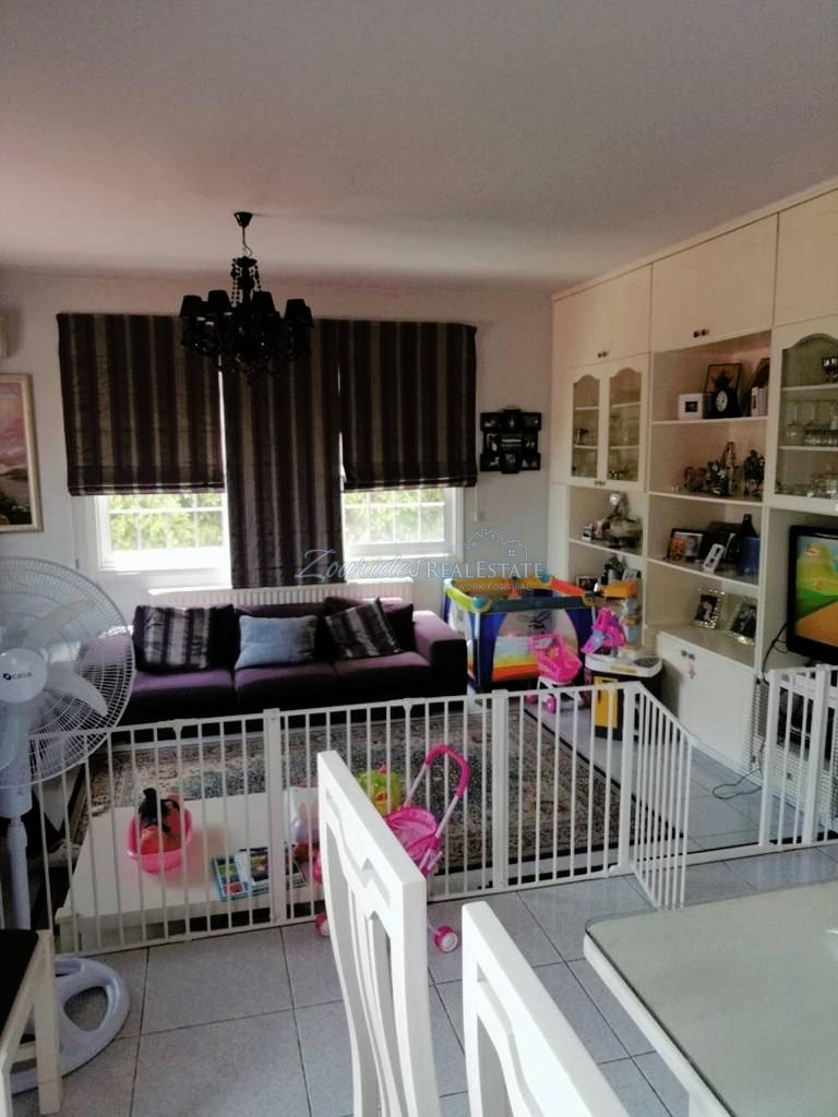 A spacious detached house close to the center