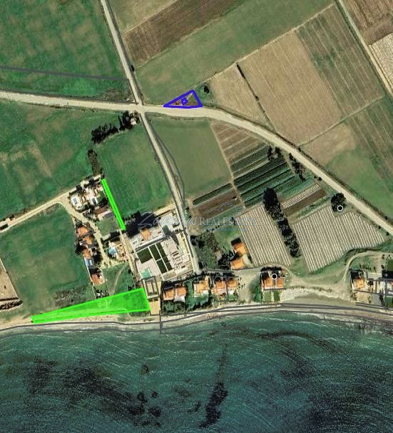 A piece of land close to the beach