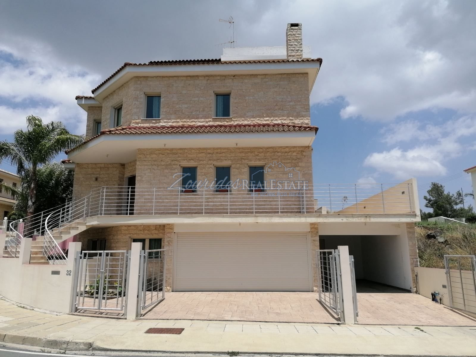 Detached Corner House in the Country side
