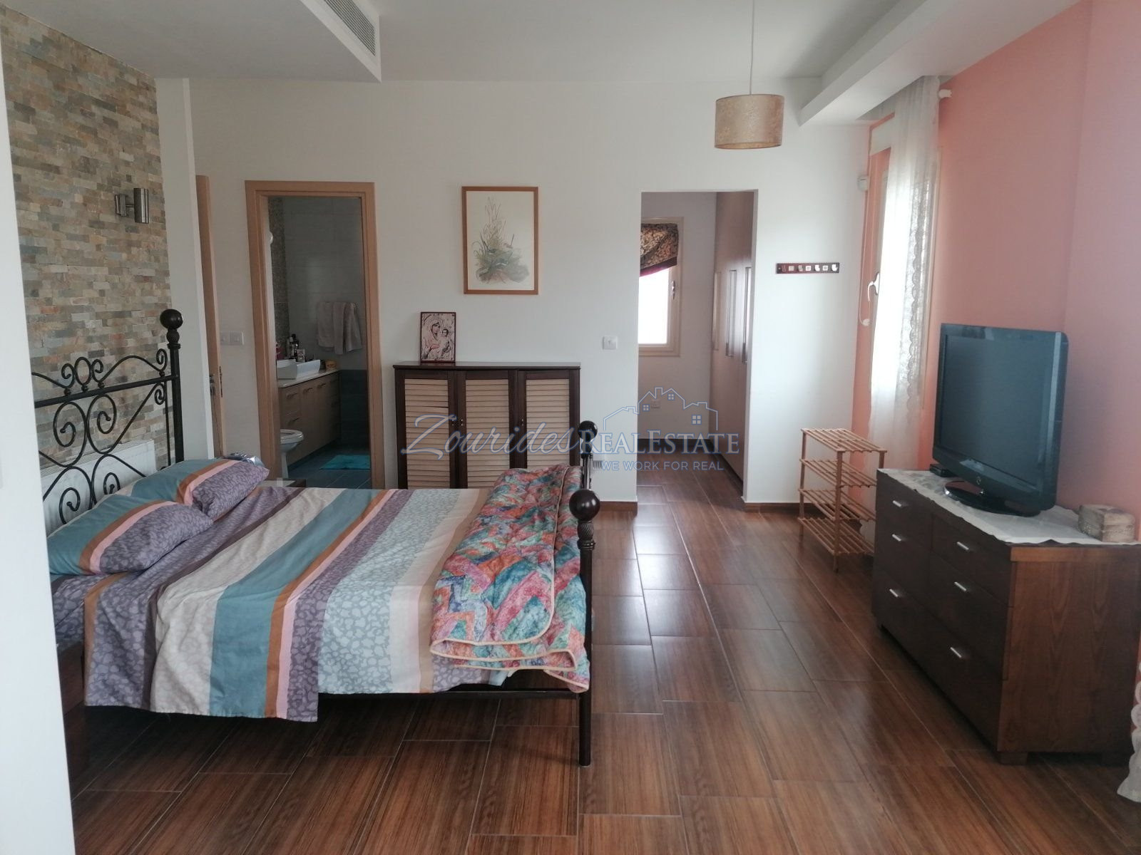 Detached Corner House in the Country side