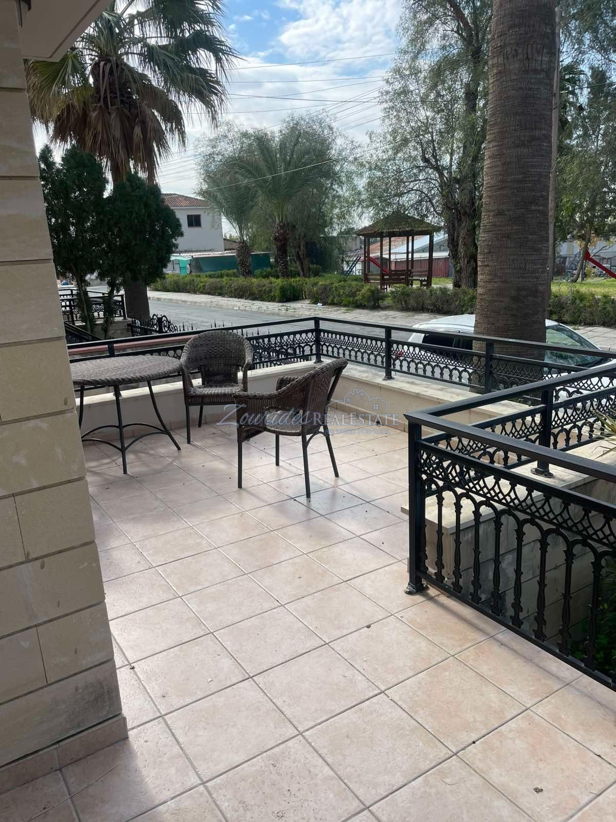 Detached Resale House