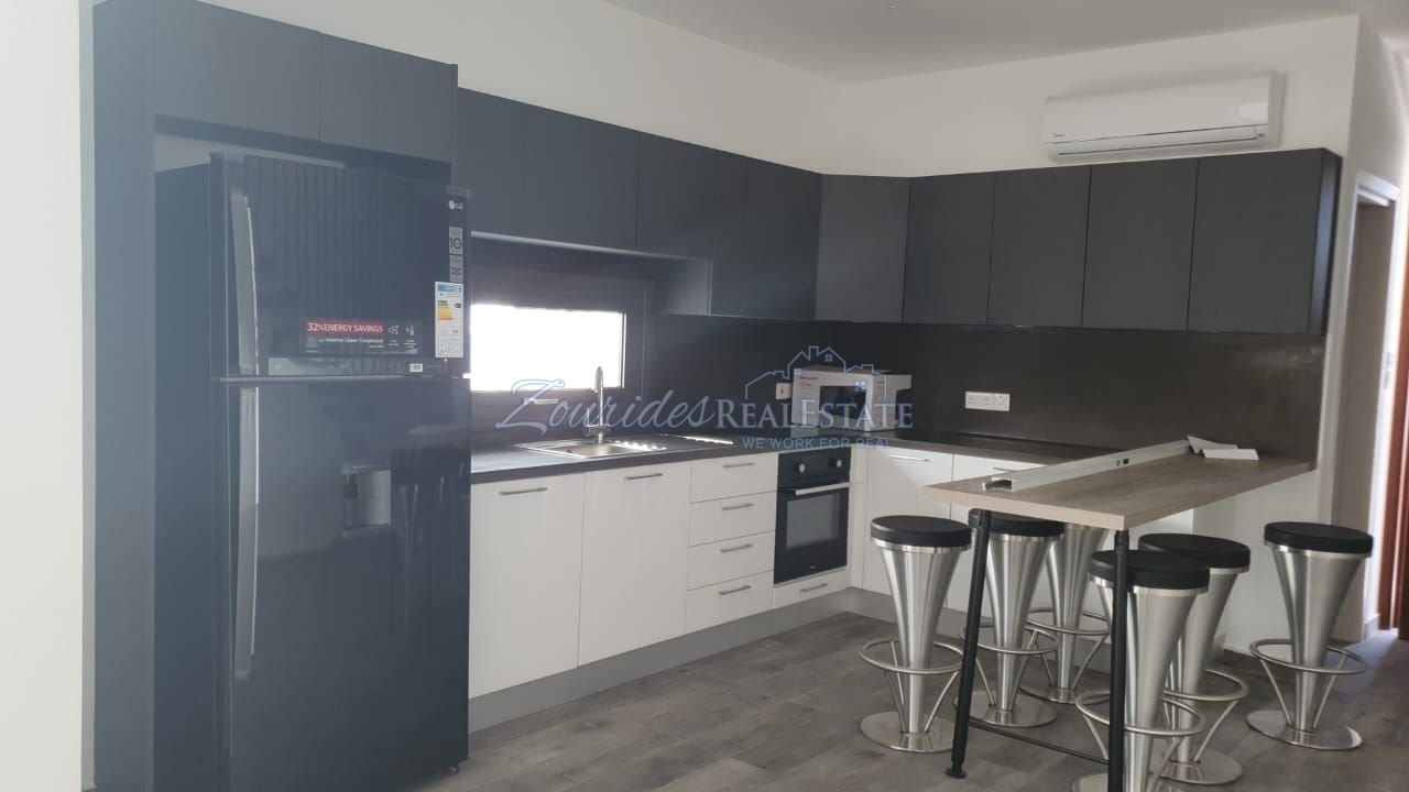 Detached Villa walking distance to the Beach