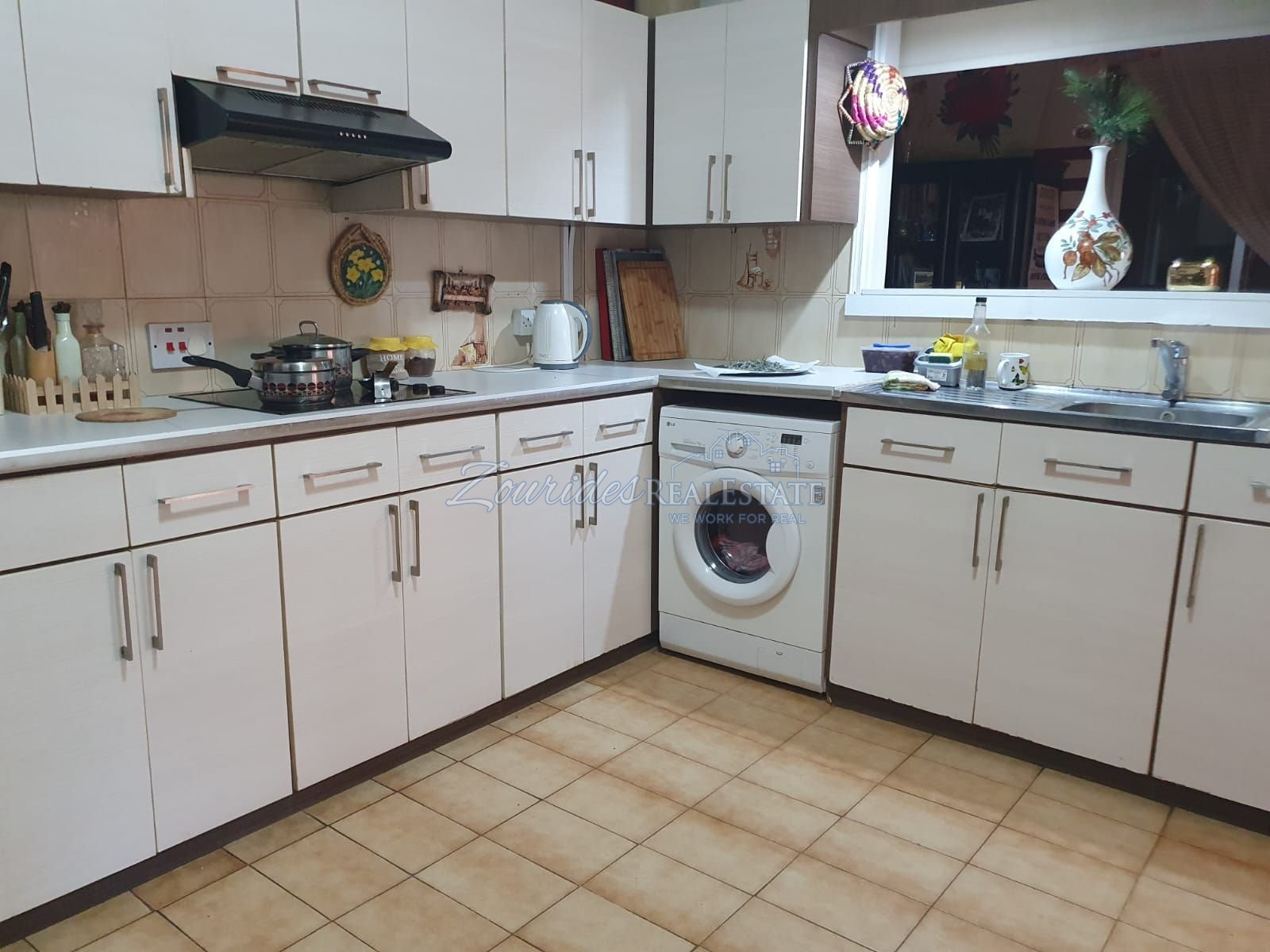 Two bedroom apartment right in Larnaca center