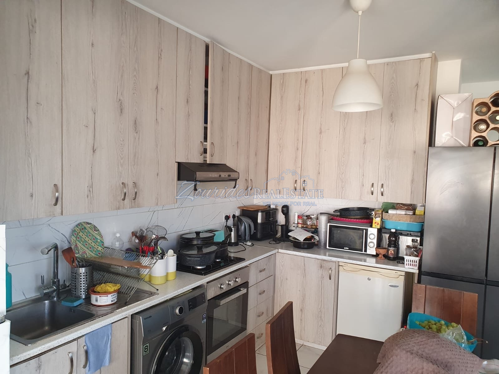 Three Bedroom Apartment in Makenzie Area