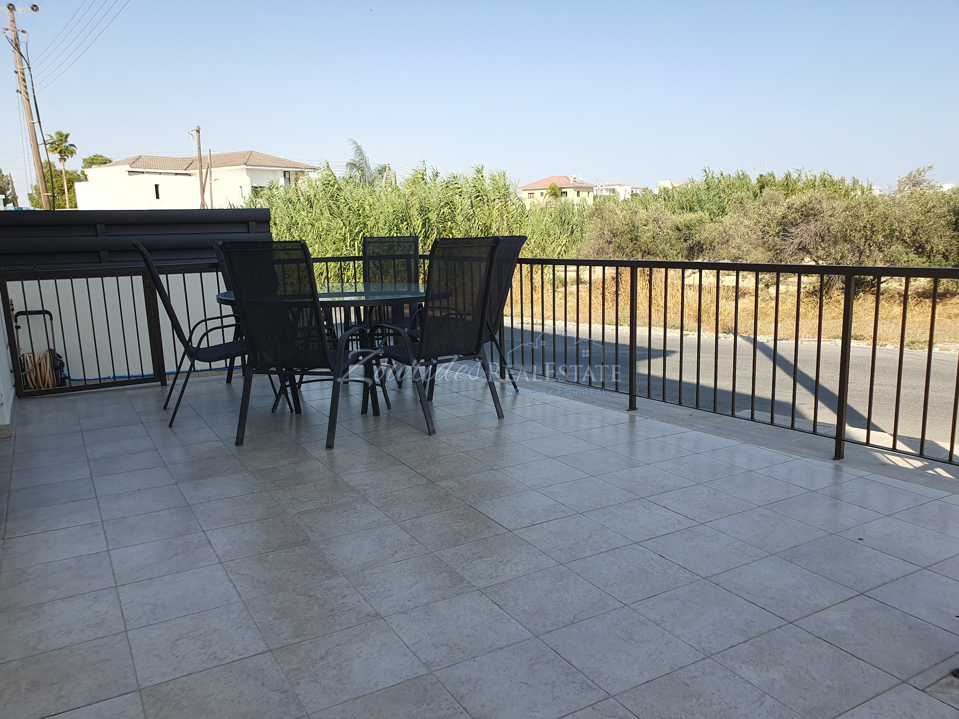 Detached House Available for sale