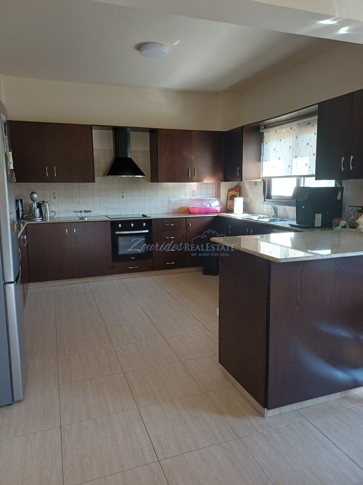 Detached House Available for sale