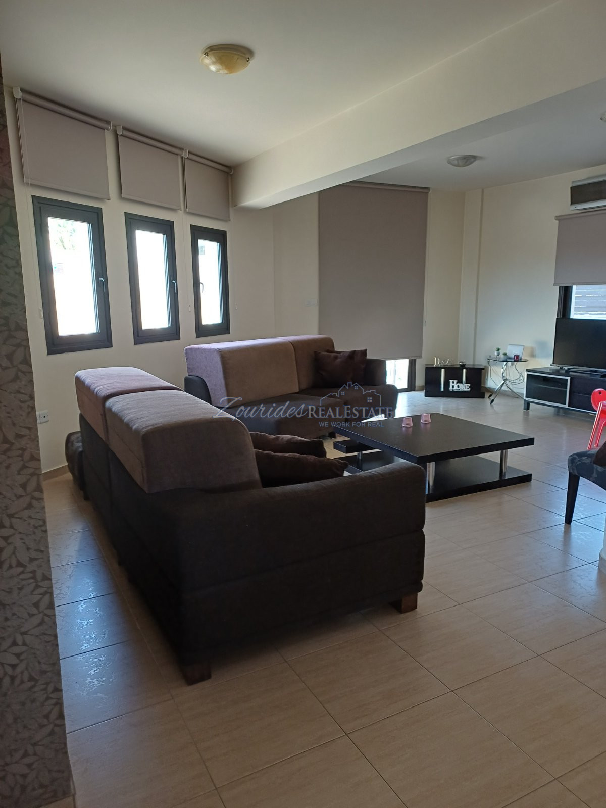 Detached House Available for sale