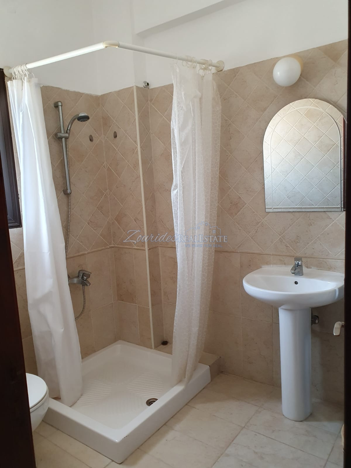 Family house Available