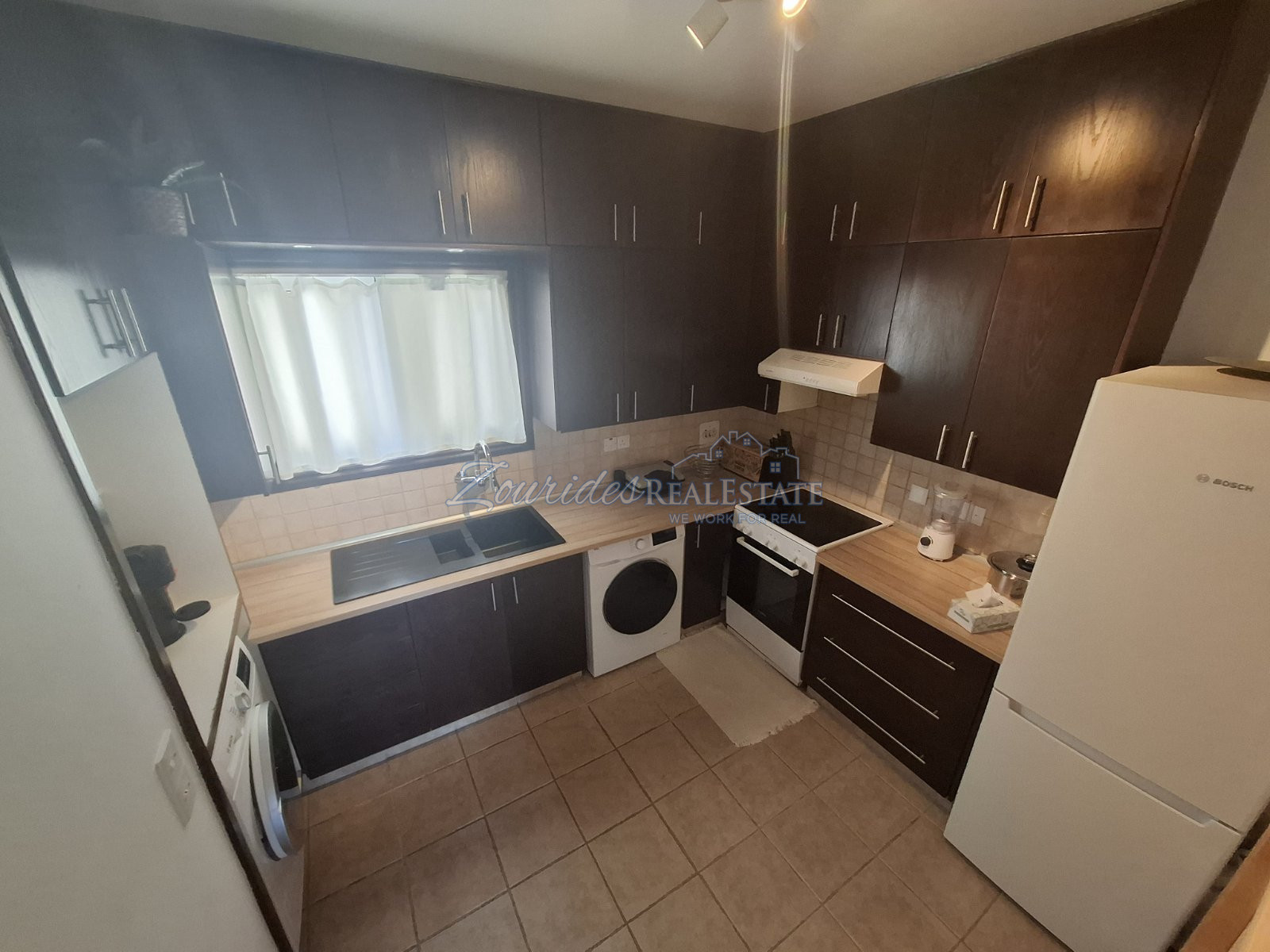 Three bedroom Apartment in Larnaca Center