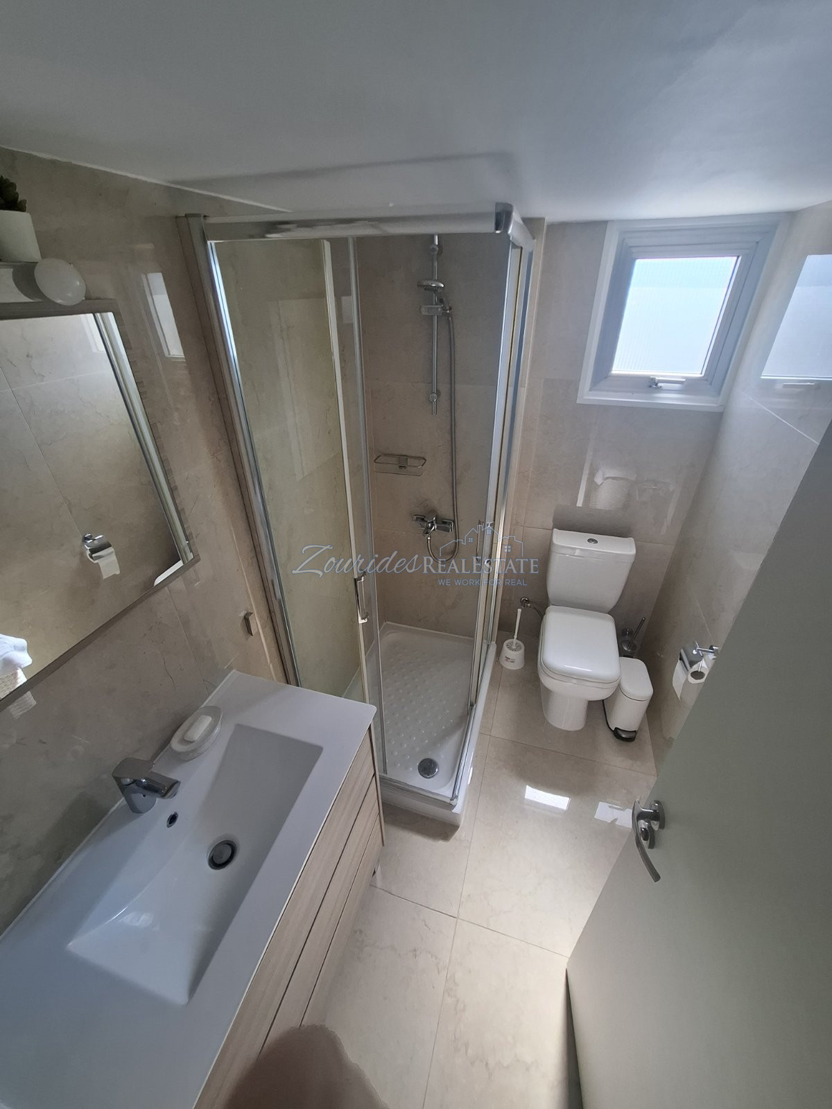 Three bedroom Apartment in Larnaca Center