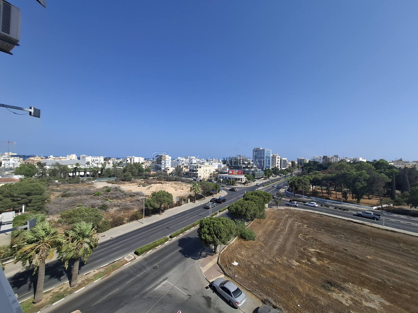 Three bedroom Apartment in Larnaca Center