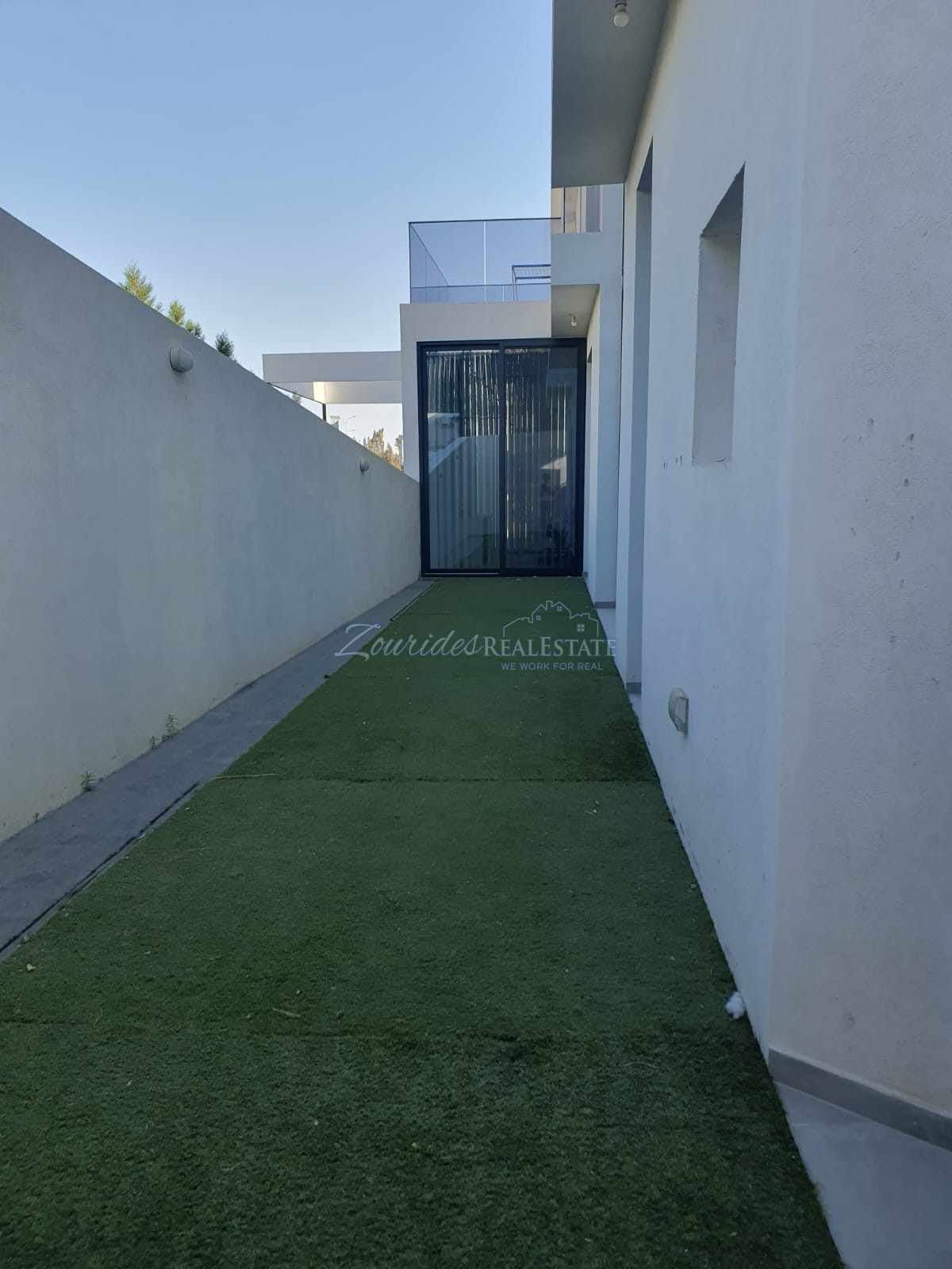 Modern Layout with beautiful Views