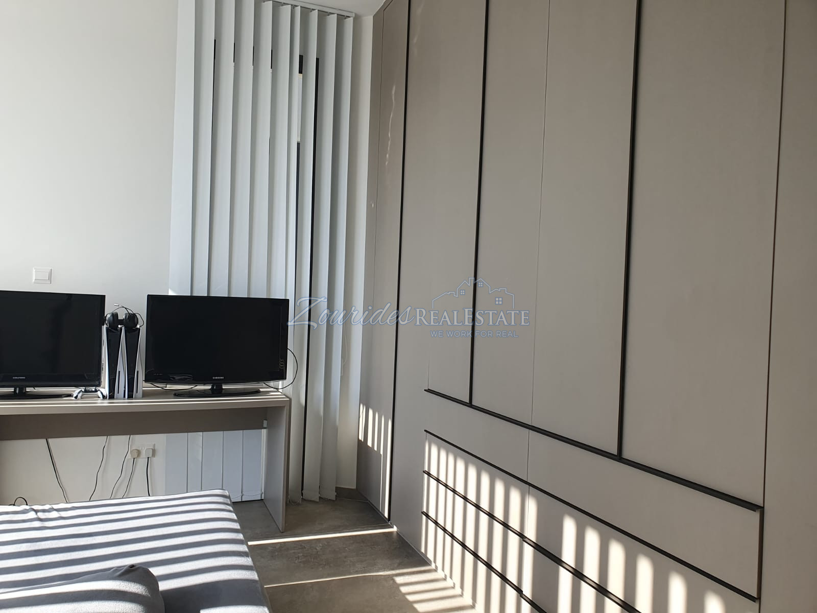 Modern Layout with beautiful Views