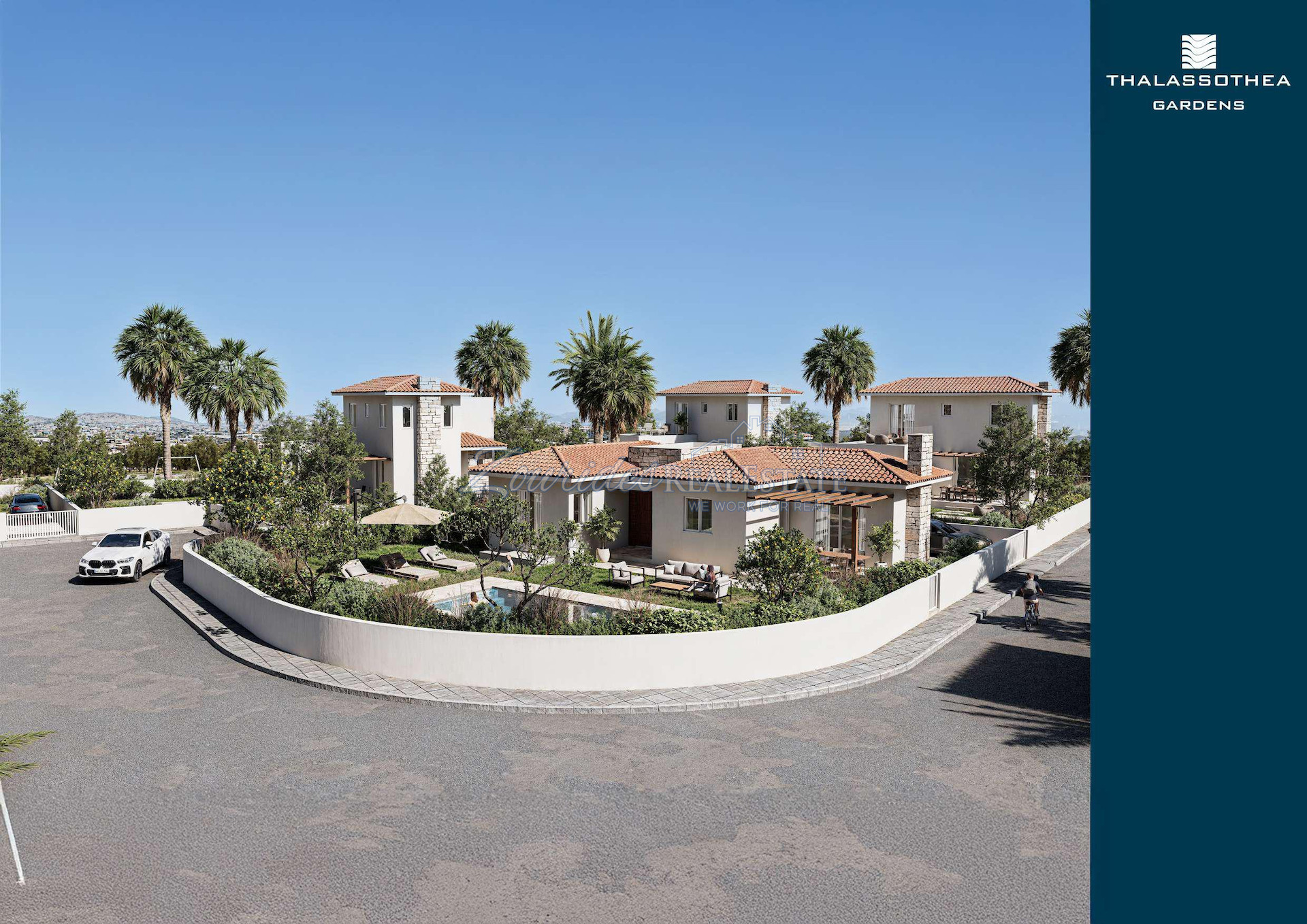 Detached property close to the sea